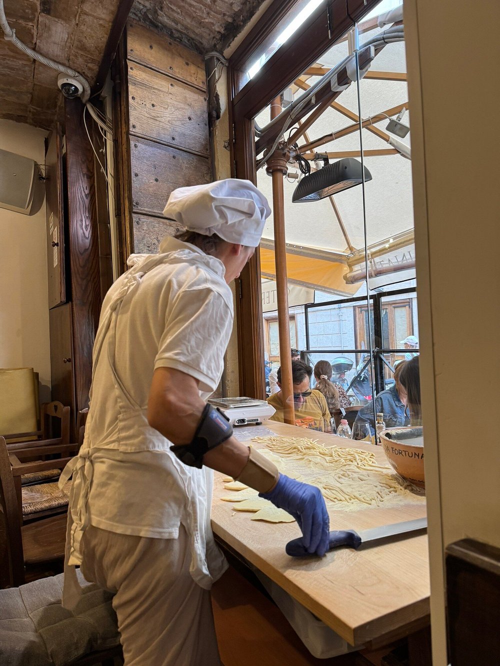 Osteria da Fortunata – Fresh Pasta Made Right in Front of You (and the Woman at the Window) 5